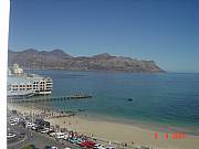 Rental Properties, Lease and Holiday Rentals: Luxury Apartment Overlooking Ocean Beach And Cape Peninsula.