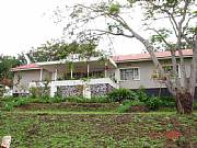 International real estates and rentals: A Beautiful 4 Bedroom Home Enrapped In 1.1 Acres