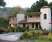 Rental Properties, Lease and Holiday Rentals: Altos Del Maria Mountain View, Creekside Paradise