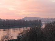 Property For Sale Or Rent: Outstanding River View Apartment In Central Budapest