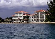 Rental Properties, Lease and Holiday Rentals: Luxurious Beach Front Condominiums Overlooking The Caribbean