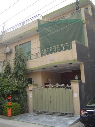 Property For Sale Or Rent: 5 MARLA EXCELLANT HOUSE JOHAR TOWN LAHORE NEAR CANAL