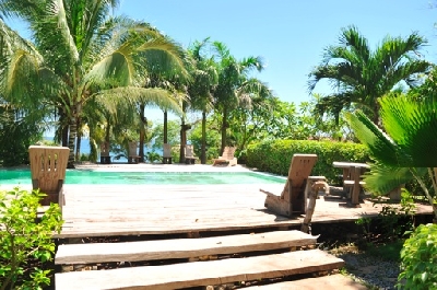 Property For Sale Or Rent: Pacific beachfront paradise